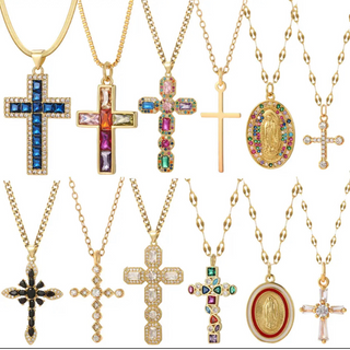 Goldener Kreuz-Damen-Anhänger mit Jesus-Amulett