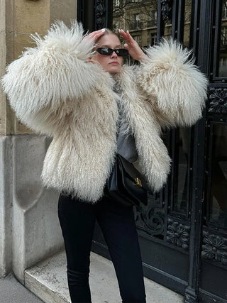 Luxuriöse warme flauschige Kunstpelzmantel 2024, Damenmode, solide, lange Ärmel, kurze Mäntel, Winter, weiblich, lässig, High Street, Obermantel