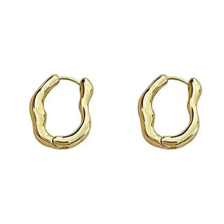 2023 neue trend ige Metall geometrie Creolen für Frauen Modedesign Gold Farbe unregelmäßige Ohrringe Schmuck Geschenke