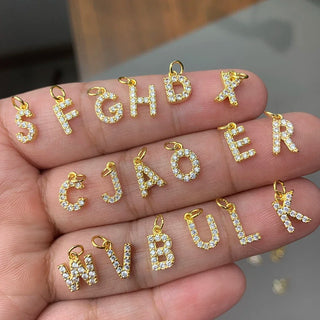 Women Initial Necklace golden Small Bling Letter Girl Chain Choker Stainless Steel Layered Collar Pendant jewelry 2024